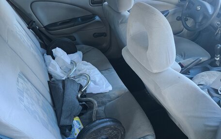 Nissan Almera, 2000 год, 300 000 рублей, 23 фотография