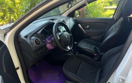 Renault Logan II, 2017 год, 475 000 рублей, 6 фотография