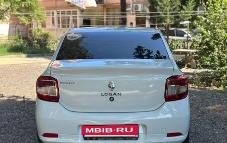 Renault Logan II, 2017 год, 475 000 рублей, 4 фотография