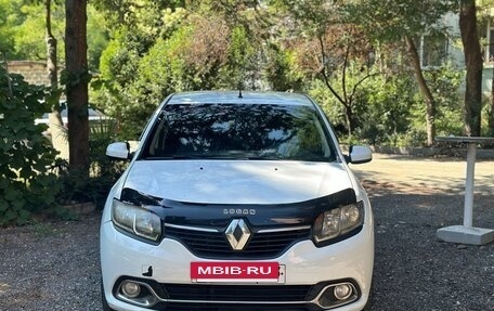 Renault Logan II, 2017 год, 475 000 рублей, 2 фотография