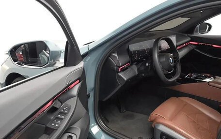 BMW 5 серия, 2025 год, 6 150 000 рублей, 4 фотография