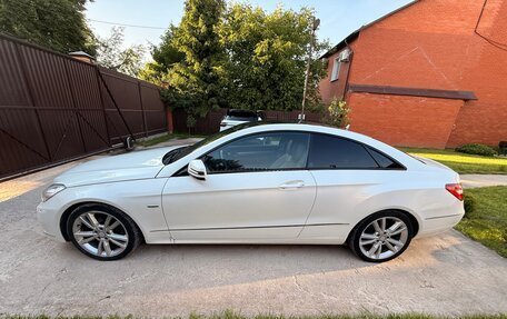 Mercedes-Benz E-Класс, 2011 год, 1 270 000 рублей, 8 фотография