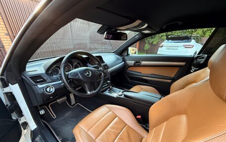 Mercedes-Benz E-Класс, 2011 год, 1 270 000 рублей, 13 фотография