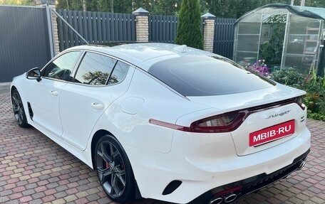 KIA Stinger I, 2018 год, 2 800 000 рублей, 3 фотография