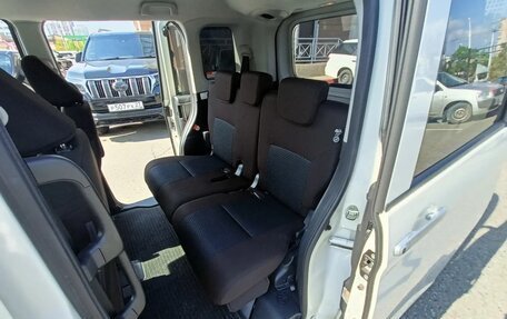 Toyota Roomy I, 2022 год, 795 000 рублей, 11 фотография