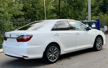 Toyota Camry, 2015 год, 1 650 000 рублей, 4 фотография