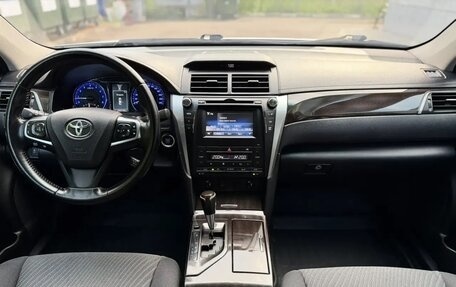 Toyota Camry, 2015 год, 1 650 000 рублей, 10 фотография