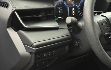 Toyota Camry, 2025 год, 4 055 000 рублей, 29 фотография