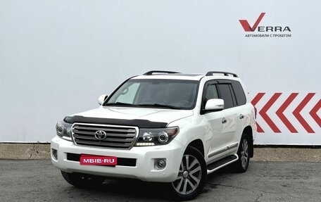 Toyota Land Cruiser 200, 2013 год, 3 550 000 рублей, 1 фотография