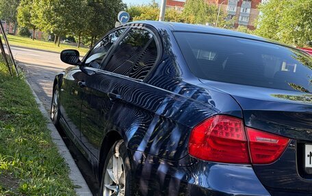 BMW 3 серия, 2011 год, 960 000 рублей, 3 фотография