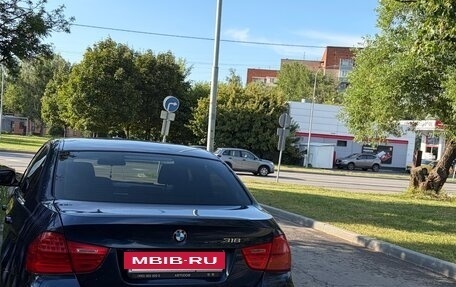 BMW 3 серия, 2011 год, 960 000 рублей, 2 фотография