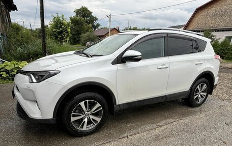 Toyota RAV4, 2019 год, 2 860 000 рублей, 5 фотография