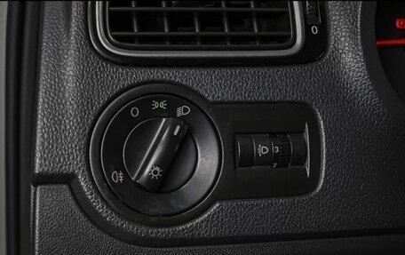 Volkswagen Polo VI (EU Market), 2018 год, 1 200 000 рублей, 18 фотография