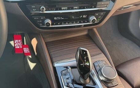 BMW 5 серия, 2019 год, 3 780 000 рублей, 10 фотография