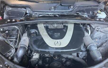 Mercedes-Benz R-Класс, 2010 год, 1 250 000 рублей, 4 фотография