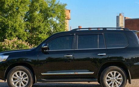 Toyota Land Cruiser 200, 2017 год, 5 200 000 рублей, 5 фотография