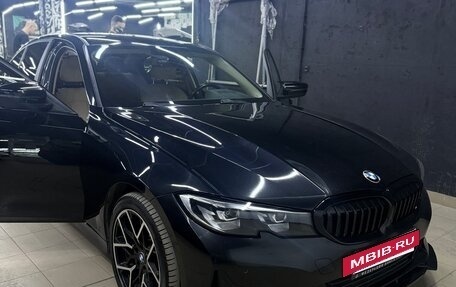 BMW 3 серия, 2020 год, 3 200 000 рублей, 22 фотография