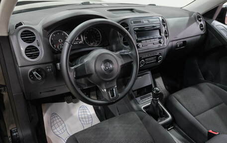 Volkswagen Tiguan I, 2011 год, 899 000 рублей, 14 фотография