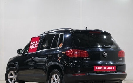 Volkswagen Tiguan I, 2011 год, 899 000 рублей, 5 фотография
