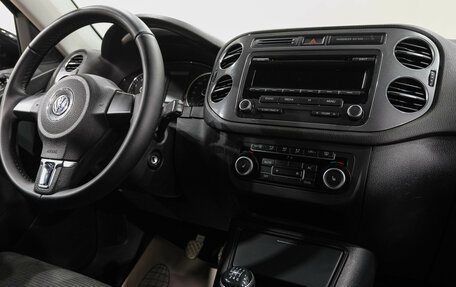 Volkswagen Tiguan I, 2011 год, 899 000 рублей, 21 фотография