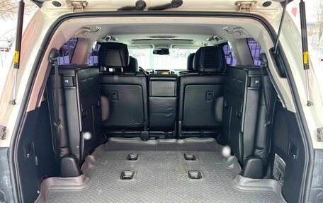 Toyota Land Cruiser 200, 2013 год, 3 550 000 рублей, 9 фотография