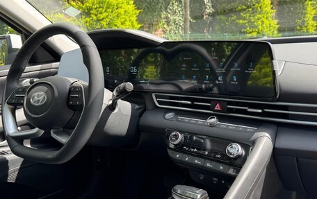Hyundai Elantra, 2026 год, 1 999 999 рублей, 26 фотография