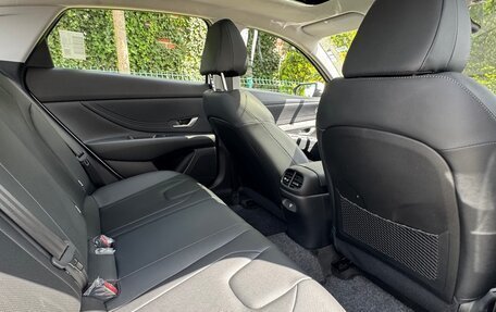 Hyundai Elantra, 2026 год, 1 999 999 рублей, 24 фотография