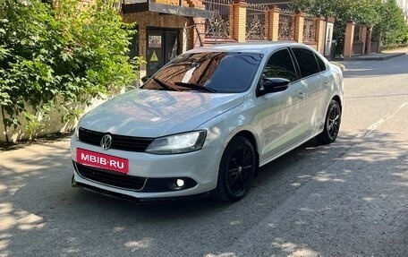 Volkswagen Jetta VI, 2012 год, 950 000 рублей, 4 фотография