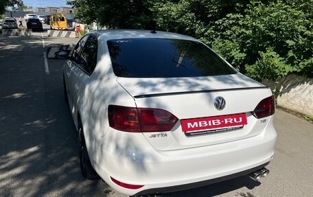 Volkswagen Jetta VI, 2012 год, 950 000 рублей, 5 фотография