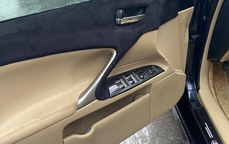 Lexus IS II рестайлинг 2, 2006 год, 1 400 000 рублей, 15 фотография