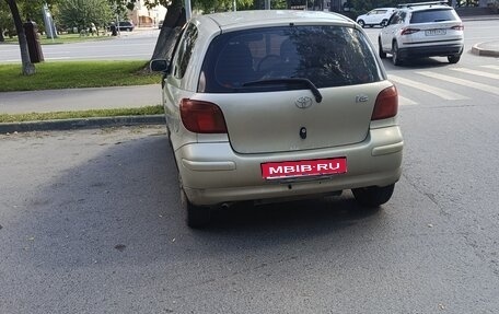 Toyota Vitz, 2002 год, 300 000 рублей, 1 фотография