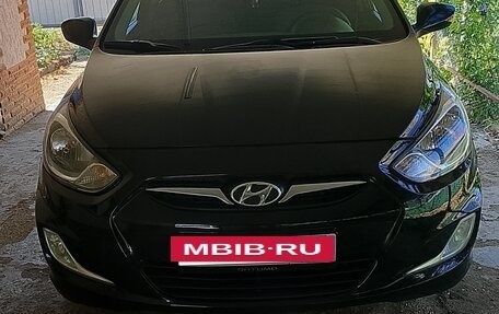 Hyundai Solaris II рестайлинг, 2012 год, 850 000 рублей, 7 фотография