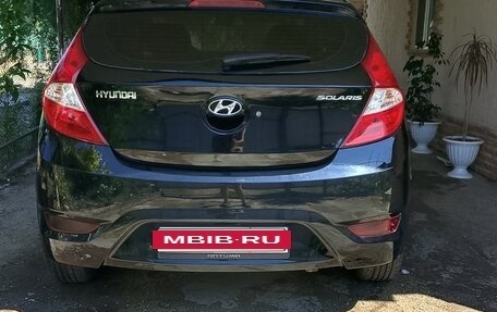 Hyundai Solaris II рестайлинг, 2012 год, 850 000 рублей, 5 фотография