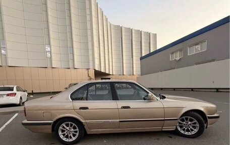 BMW 5 серия, 1988 год, 200 000 рублей, 2 фотография