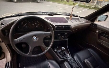 BMW 5 серия, 1988 год, 200 000 рублей, 4 фотография