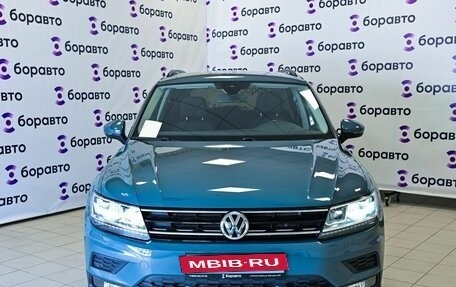 Volkswagen Tiguan II, 2020 год, 2 480 000 рублей, 2 фотография