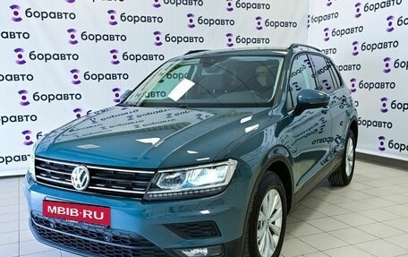 Volkswagen Tiguan II, 2020 год, 2 480 000 рублей, 3 фотография