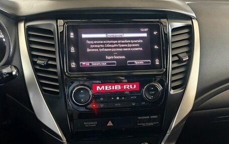 Mitsubishi Pajero Sport III рестайлинг, 2018 год, 2 949 000 рублей, 14 фотография