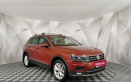 Volkswagen Tiguan II, 2018 год, 1 865 150 рублей, 3 фотография