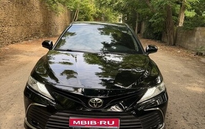 Toyota Camry, 2021 год, 3 000 000 рублей, 1 фотография