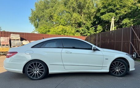 Mercedes-Benz E-Класс, 2011 год, 1 150 000 рублей, 7 фотография
