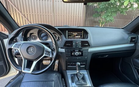 Mercedes-Benz E-Класс, 2011 год, 1 150 000 рублей, 10 фотография