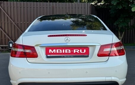 Mercedes-Benz E-Класс, 2011 год, 1 150 000 рублей, 4 фотография