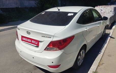 Hyundai Solaris II рестайлинг, 2013 год, 590 000 рублей, 6 фотография