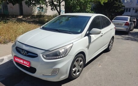 Hyundai Solaris II рестайлинг, 2013 год, 590 000 рублей, 9 фотография