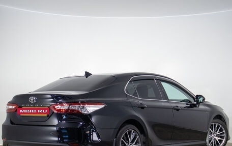 Toyota Camry, 2021 год, 3 199 000 рублей, 5 фотография