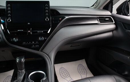 Toyota Camry, 2021 год, 3 199 000 рублей, 13 фотография