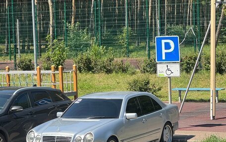 Mercedes-Benz E-Класс, 1998 год, 270 000 рублей, 11 фотография