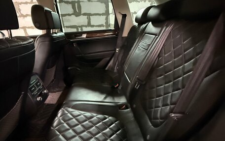 Volkswagen Touareg III, 2016 год, 3 400 000 рублей, 27 фотография