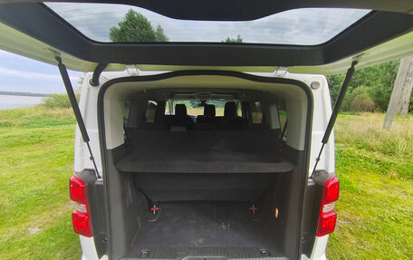 Peugeot Traveller I, 2020 год, 2 250 000 рублей, 14 фотография